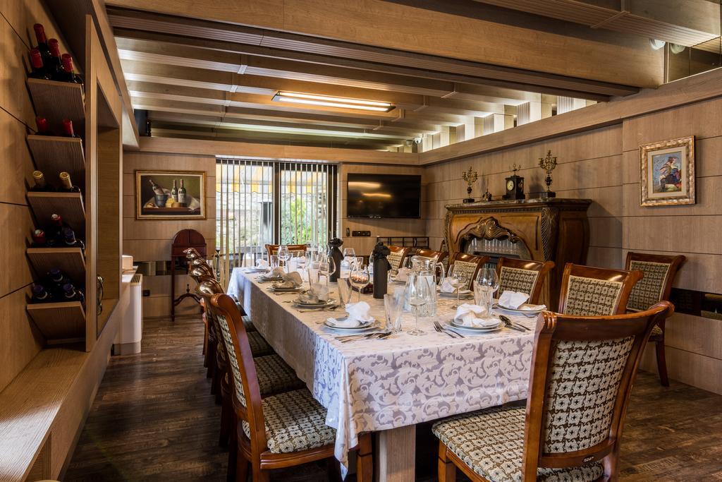 Villa Vuchev ヴェリングラード エクステリア 写真